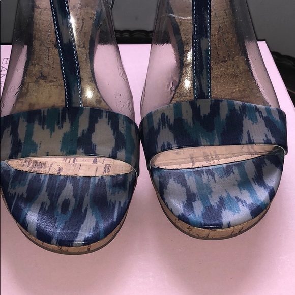 NWT Bandolino Nezra Blue Wedges, Size 8 - Picture 4 of 9
